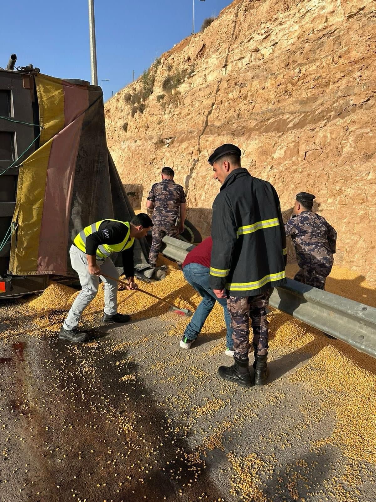 Madar Al-Saa Images 0.59158196115324