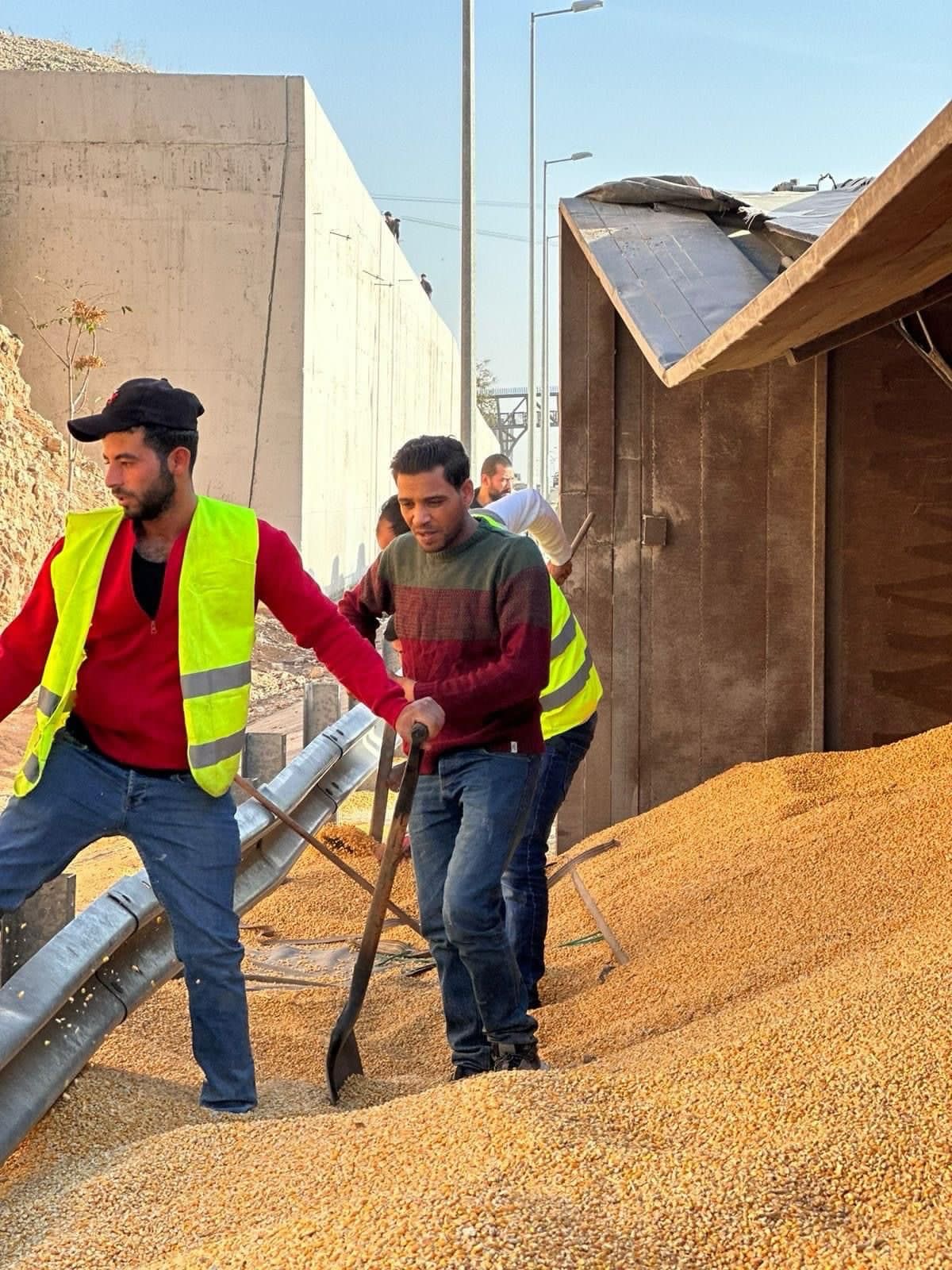 Madar Al-Saa Images 0.7234658035843876