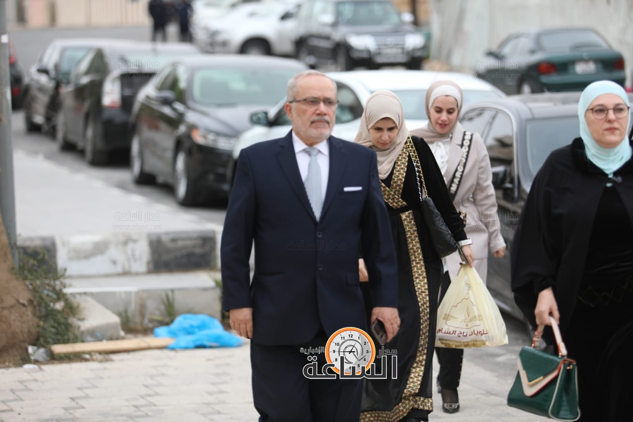 Madar Al-Saa Images 0.6257968331846528