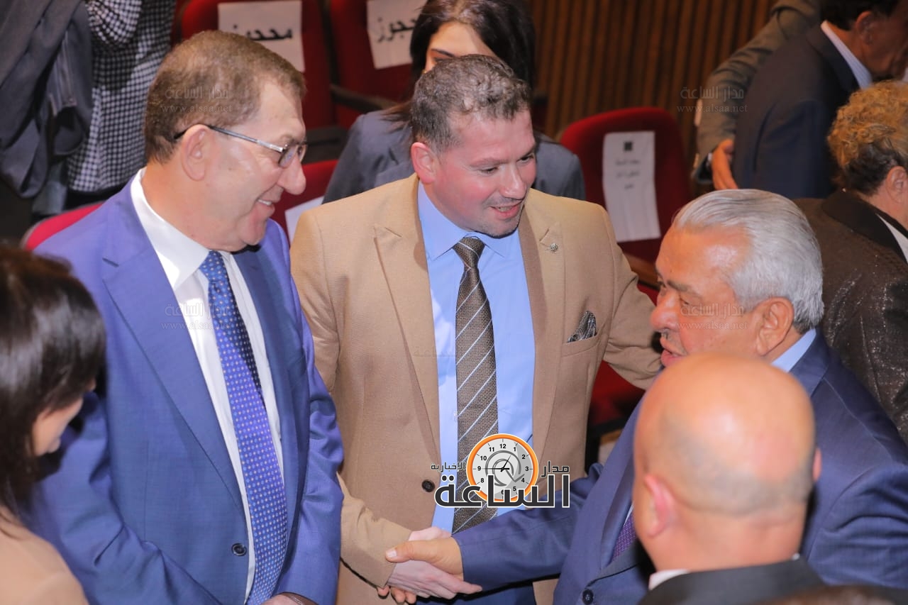 Madar Al-Saa Images 0.6620427076609865