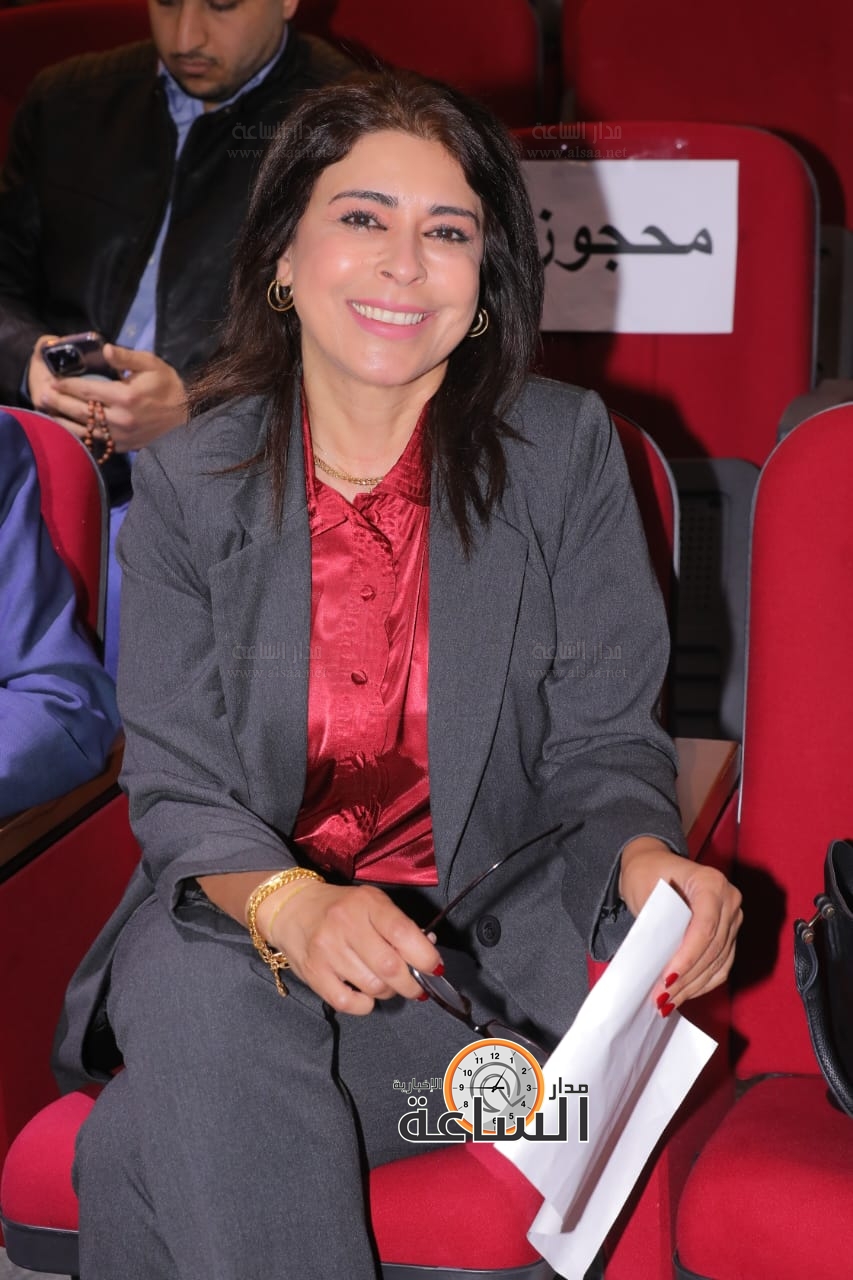 Madar Al-Saa Images 0.43467339235116986