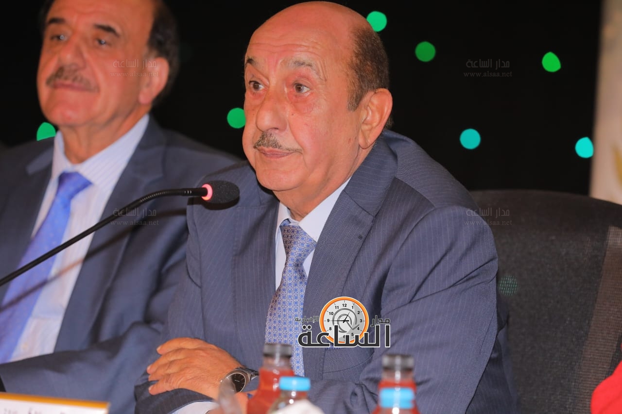 Madar Al-Saa Images 0.25389689858390785