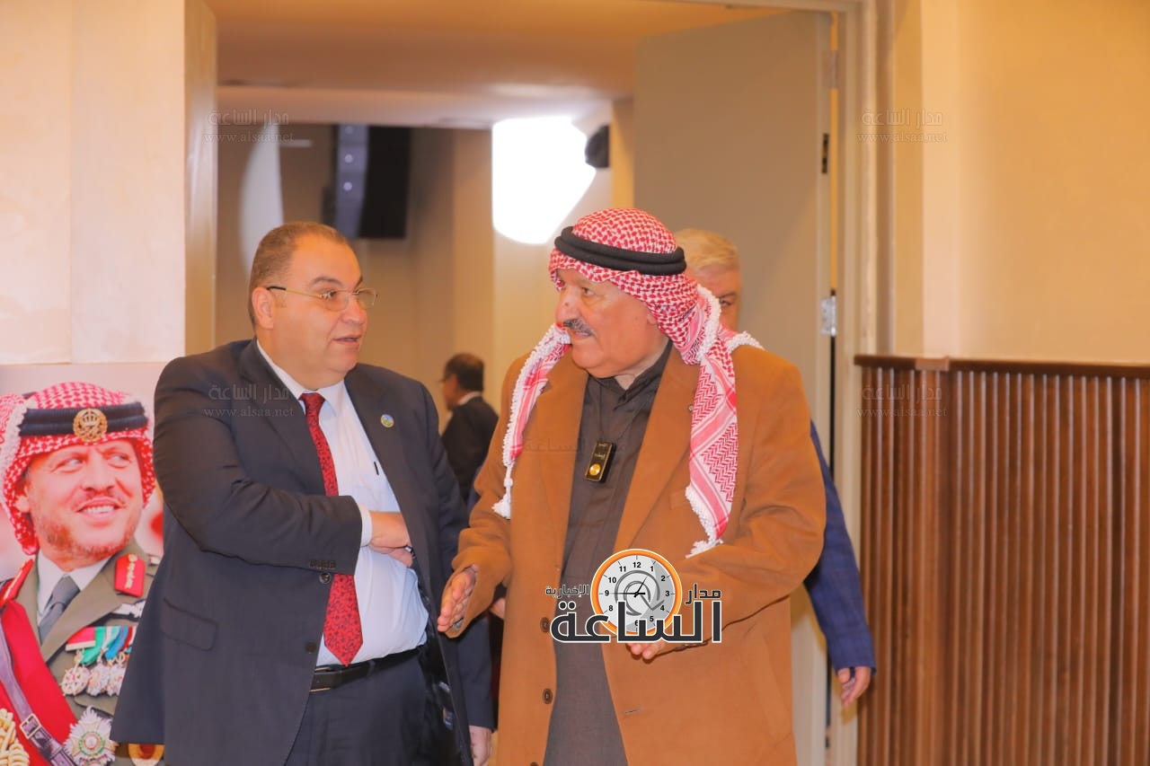 Madar Al-Saa Images 0.8493390686759543