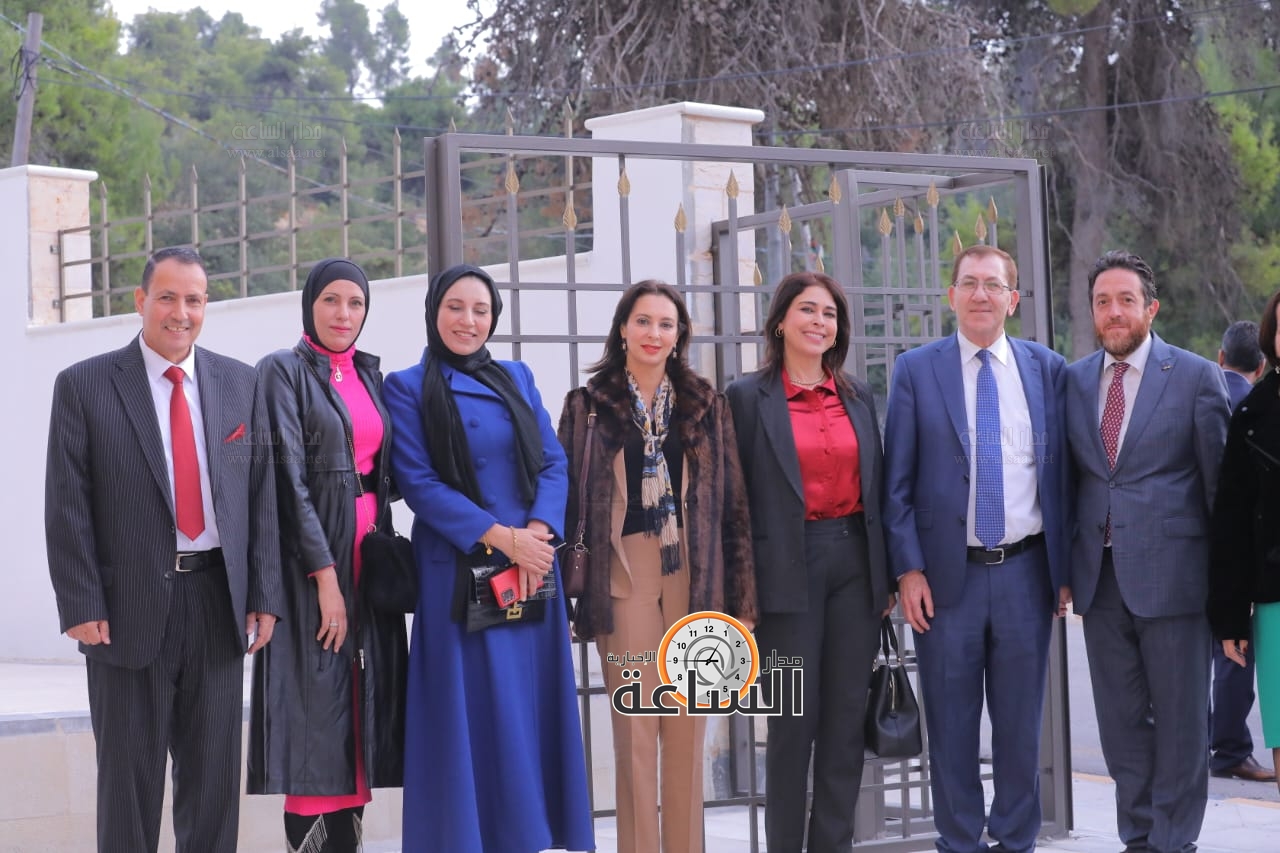 Madar Al-Saa Images 0.2969551640293948