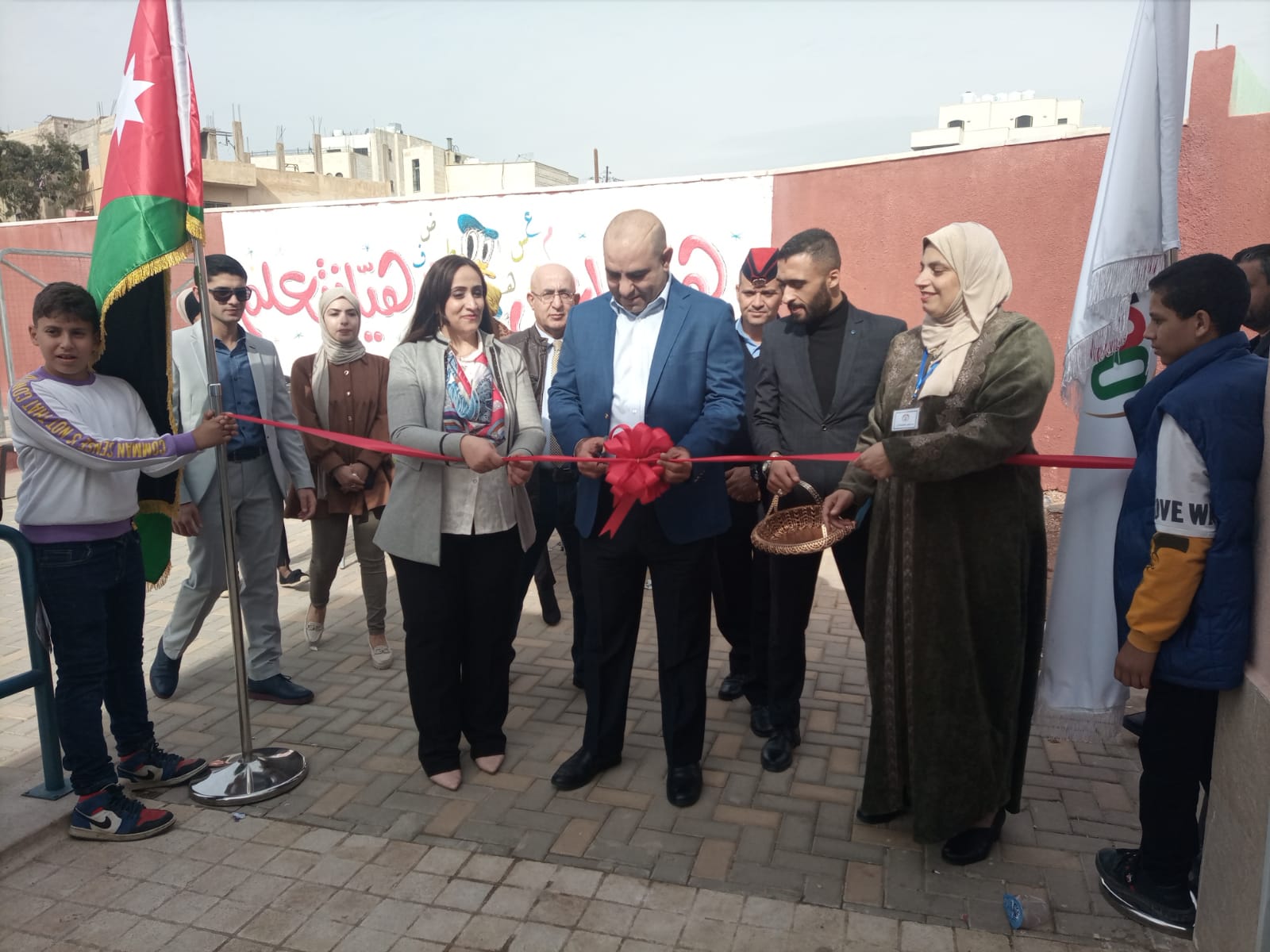 Madar Al-Saa Images 0.12276284312179664