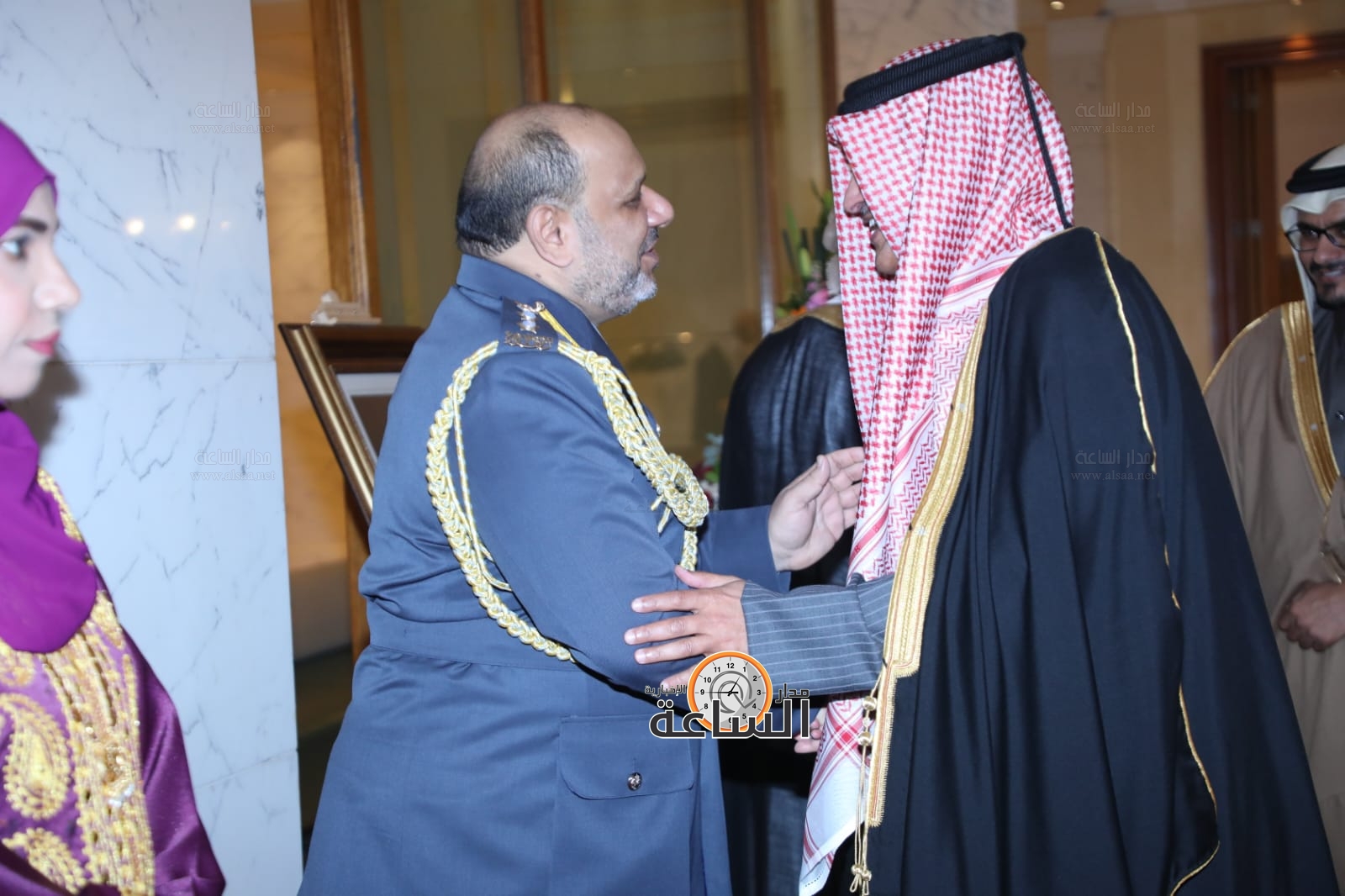 Madar Al-Saa Images 0.5740485875641343