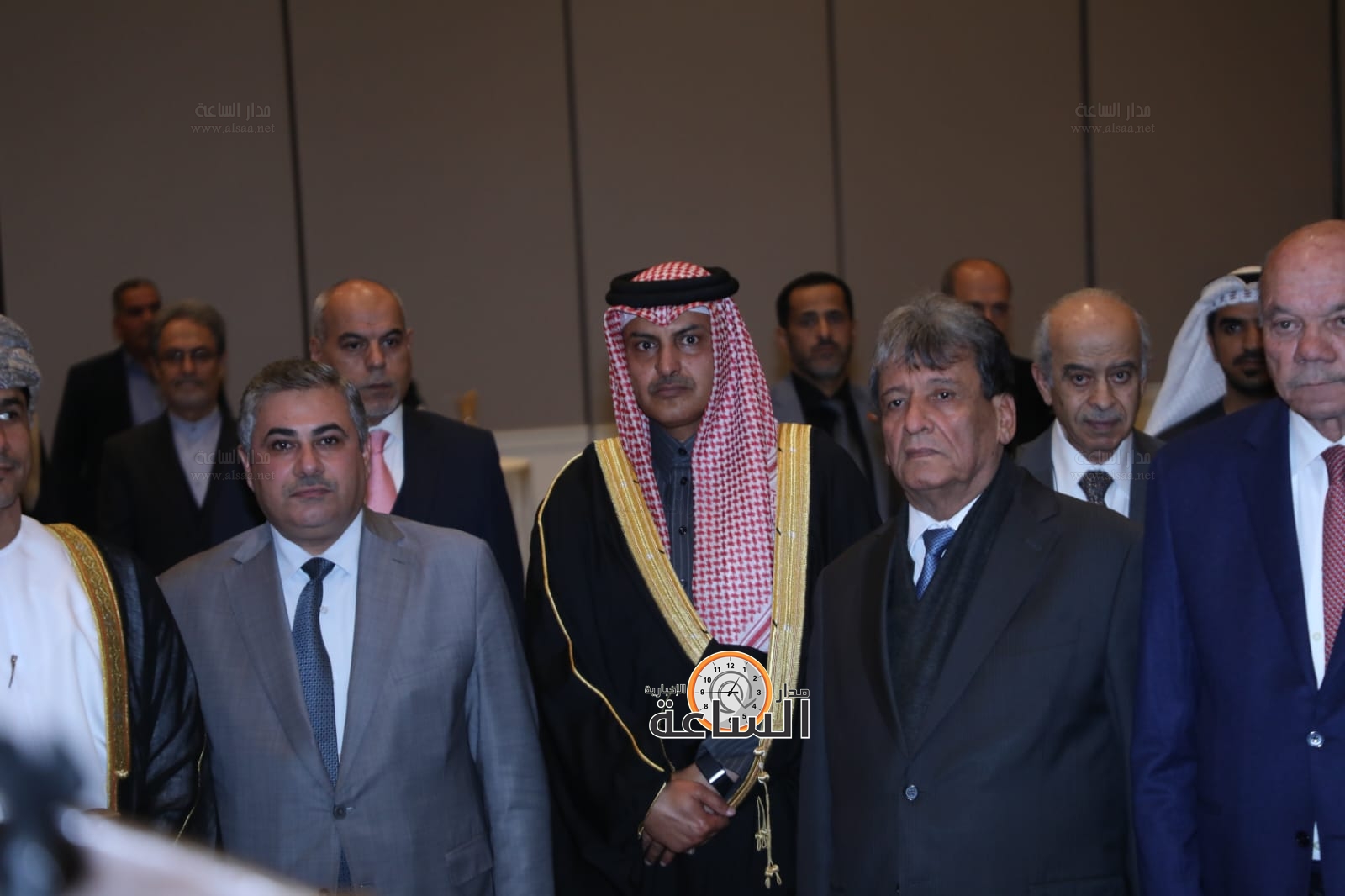 Madar Al-Saa Images 0.5846898479619489