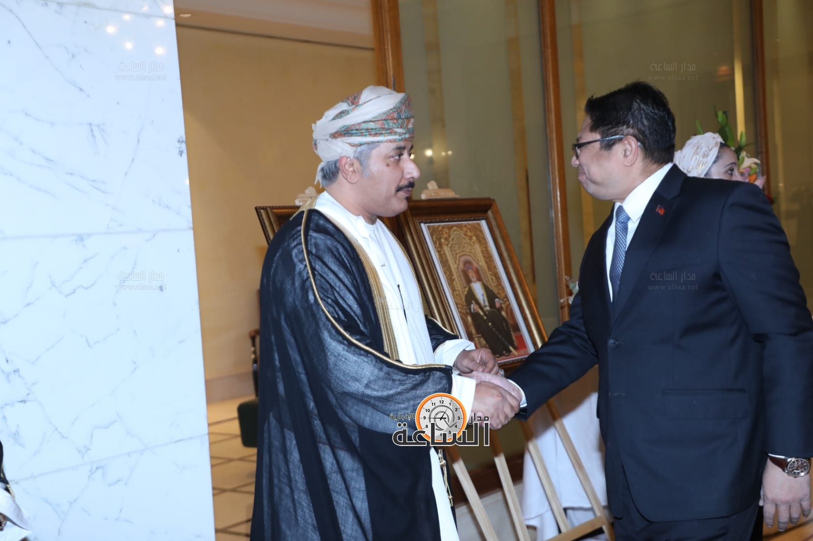 Madar Al-Saa Images 0.7371302036249576