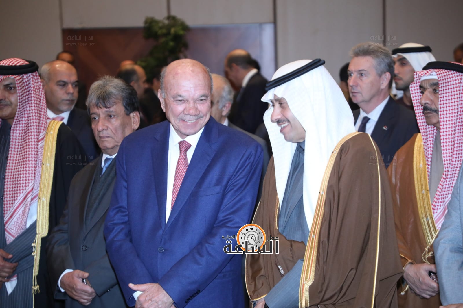 Madar Al-Saa Images 0.175634964325049