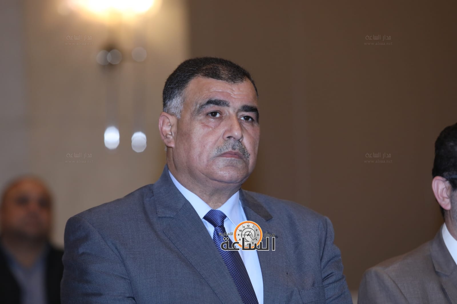 Madar Al-Saa Images 0.3785412657632181