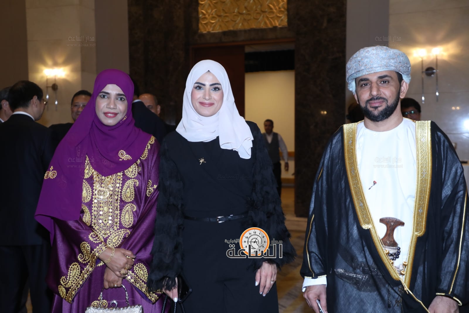 Madar Al-Saa Images 0.4194310628093181