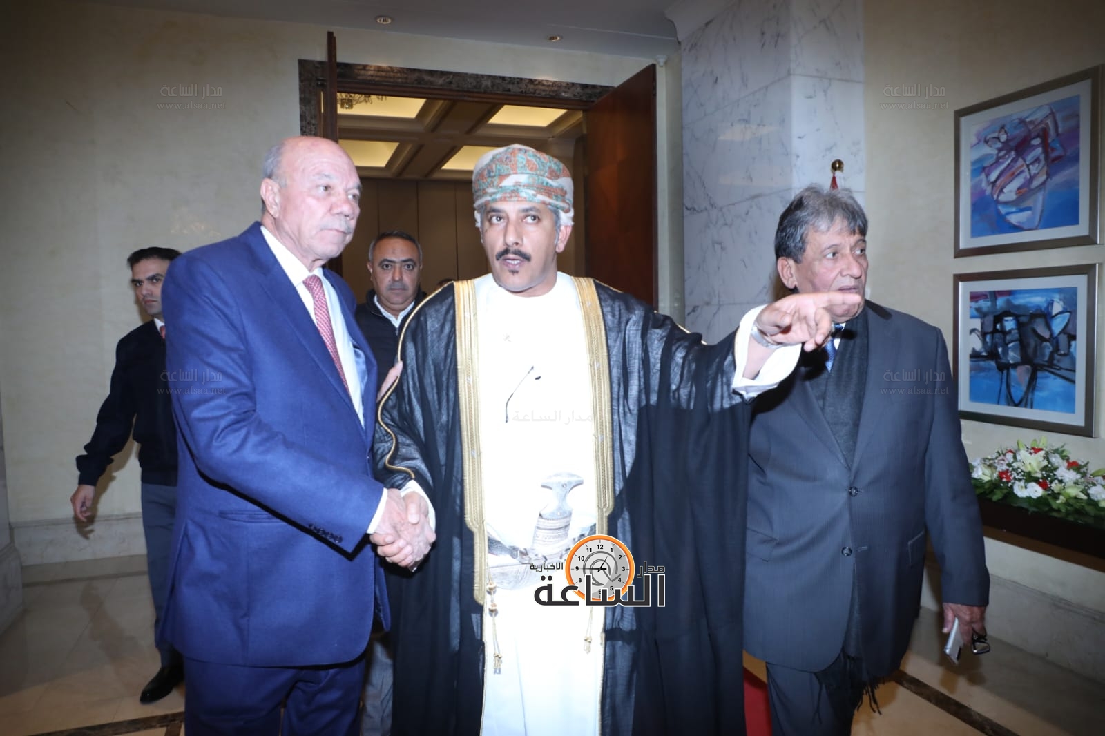 Madar Al-Saa Images 0.6617912981348877