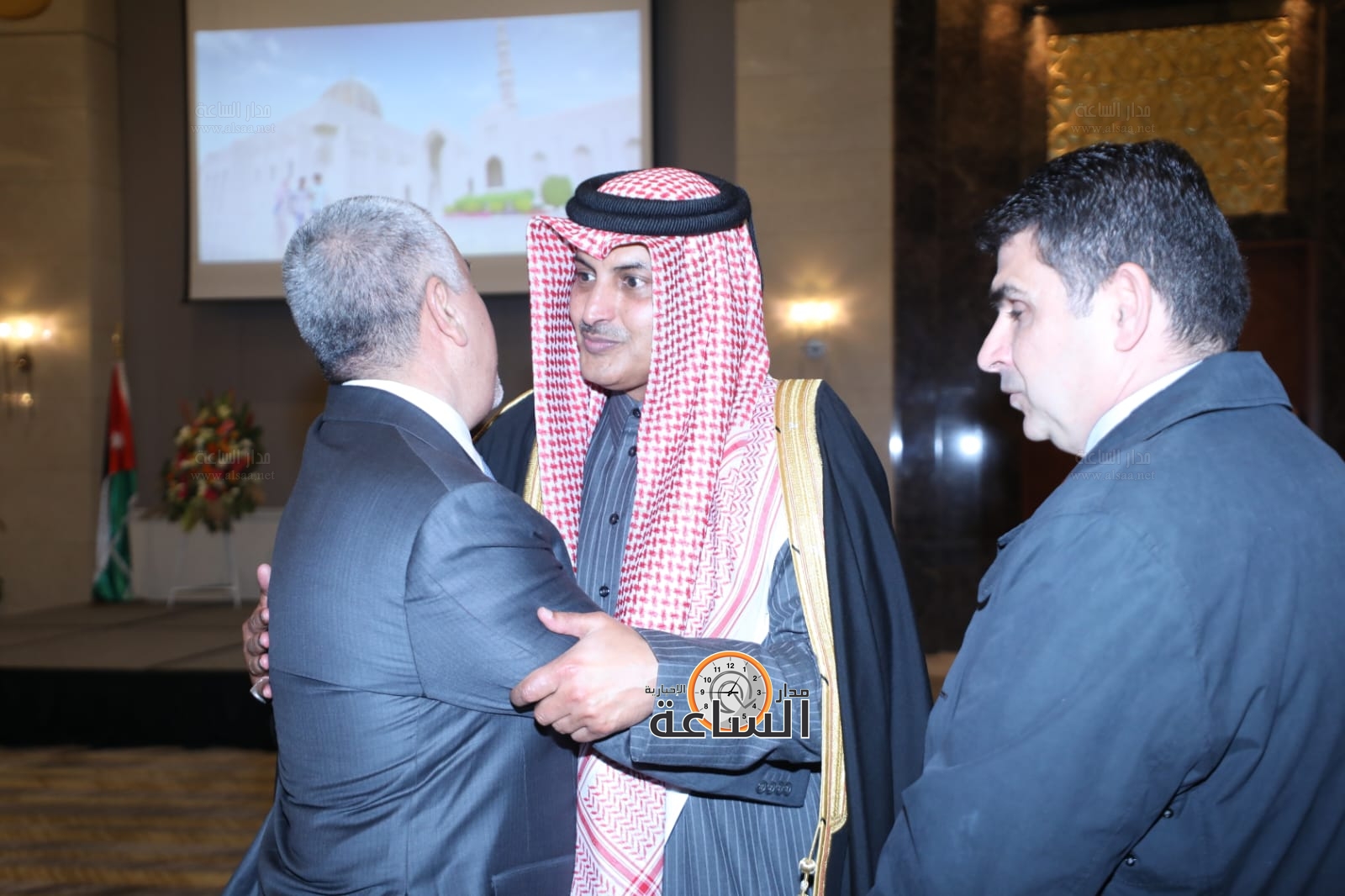 Madar Al-Saa Images 0.08197923029216225