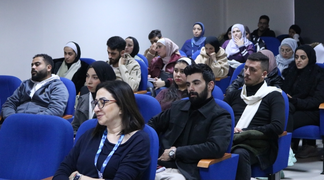 Madar Al-Saa Images 0.06662903000876841