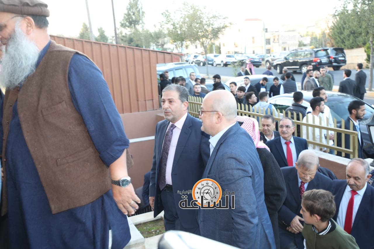 Madar Al-Saa Images 0.6283592868598804