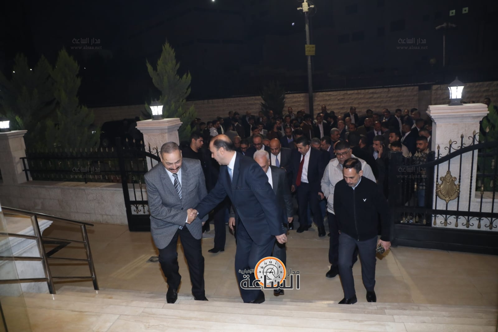 Madar Al-Saa Images 0.40718446797381436