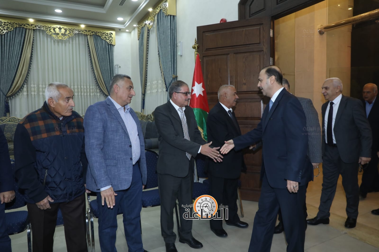 Madar Al-Saa Images 0.3195326292642209