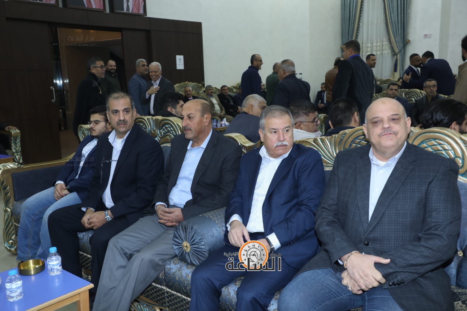 Madar Al-Saa Images 0.9788442921221912