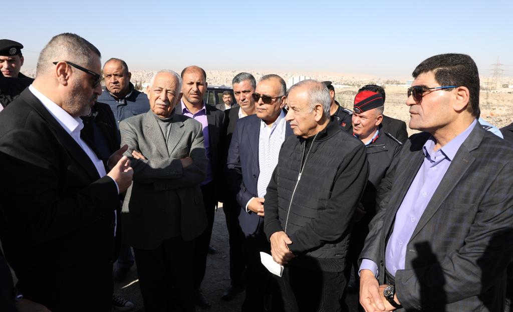 Madar Al-Saa Images 0.04443314731298642