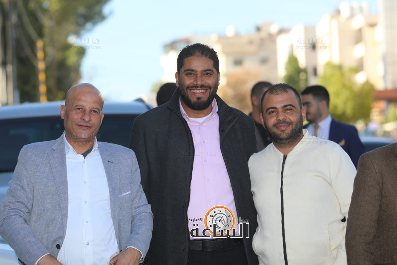 Madar Al-Saa Images 0.9276900137916975