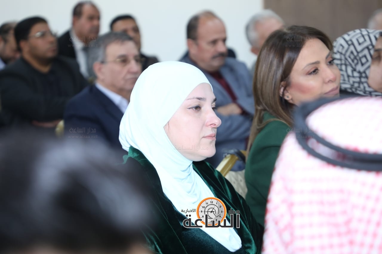 Madar Al-Saa Images 0.8759334009897