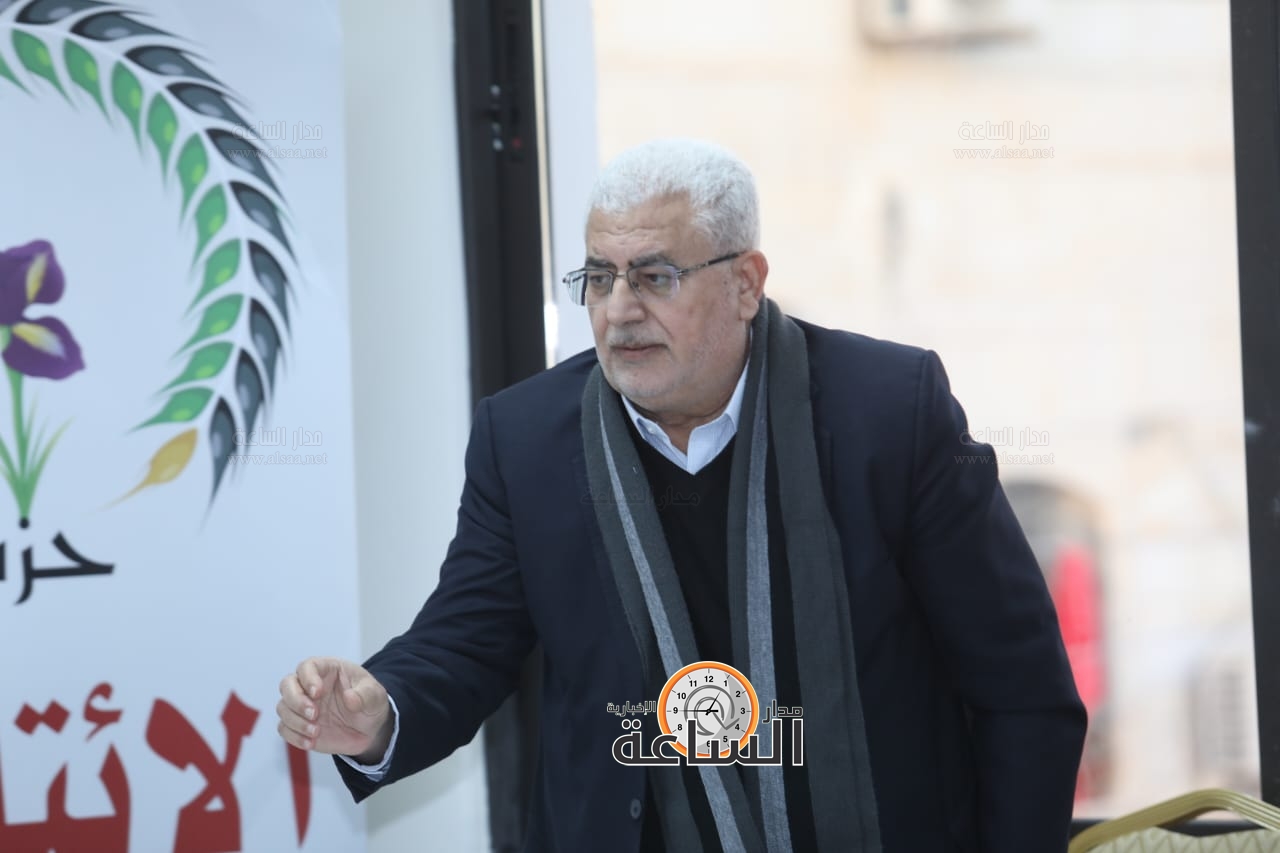 Madar Al-Saa Images 0.3765204144836196