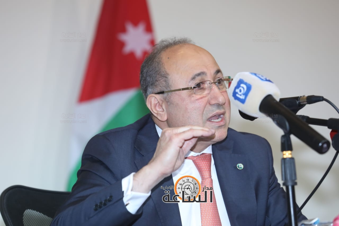 Madar Al-Saa Images 0.5654772462781517