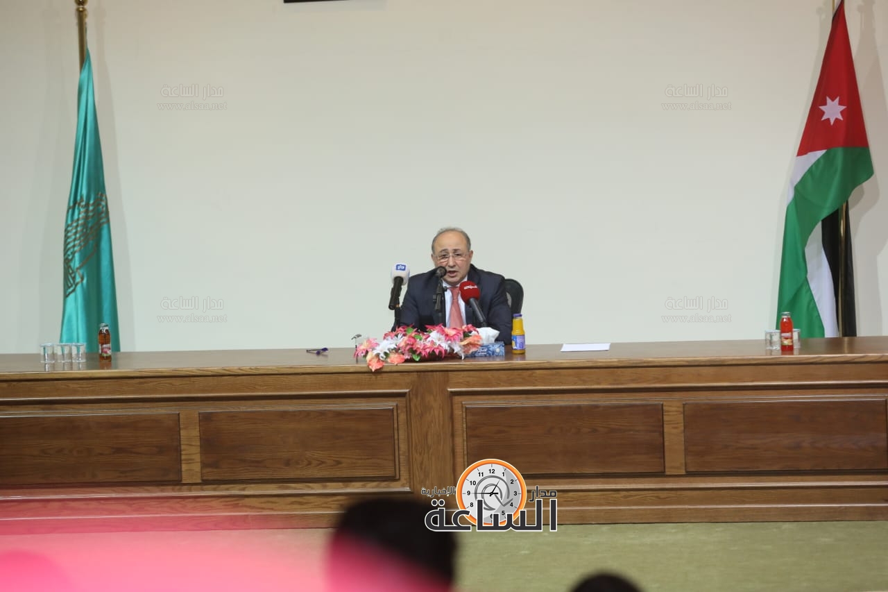 Madar Al-Saa Images 0.5514140351164101