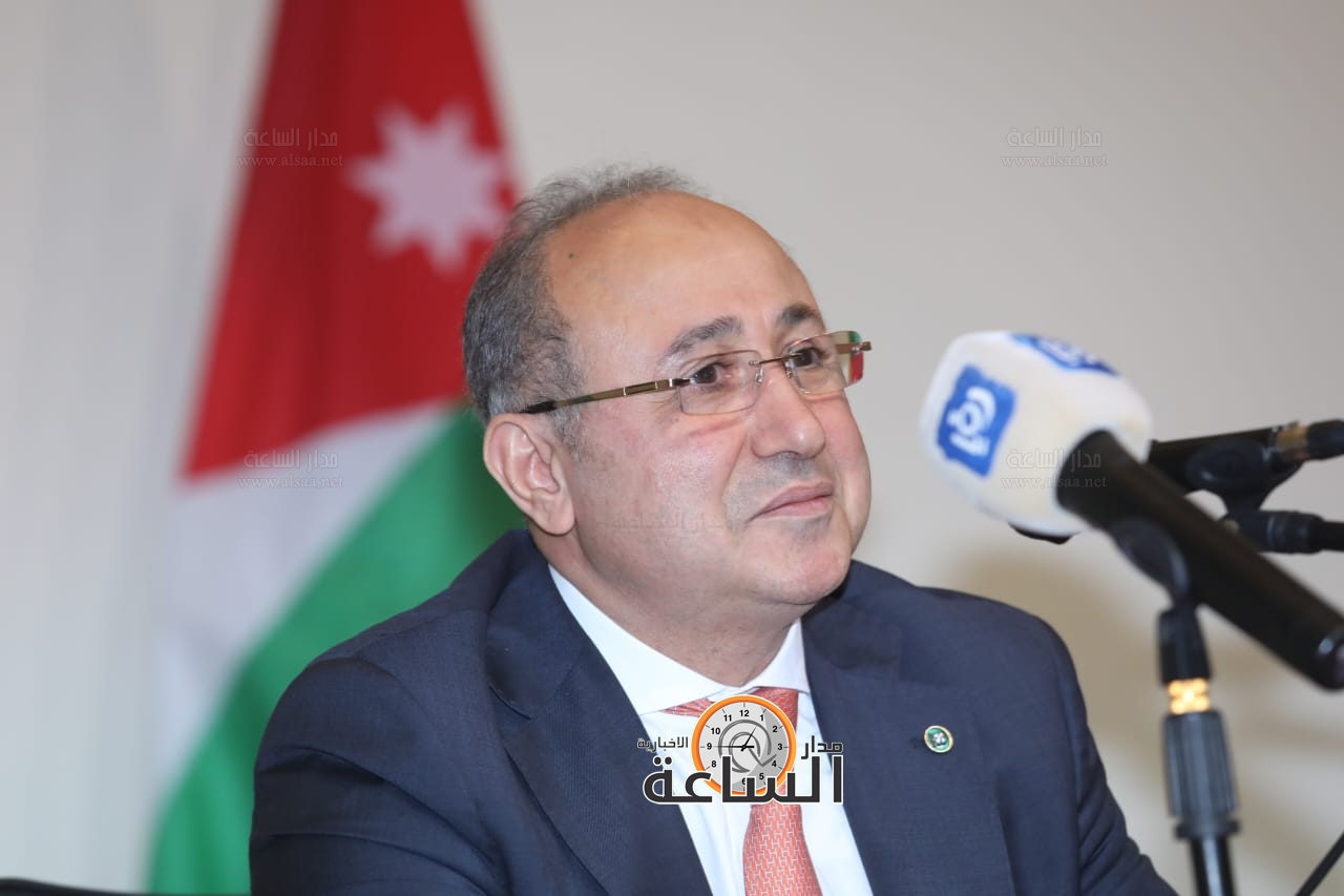 Madar Al-Saa Images 0.20110181191093512