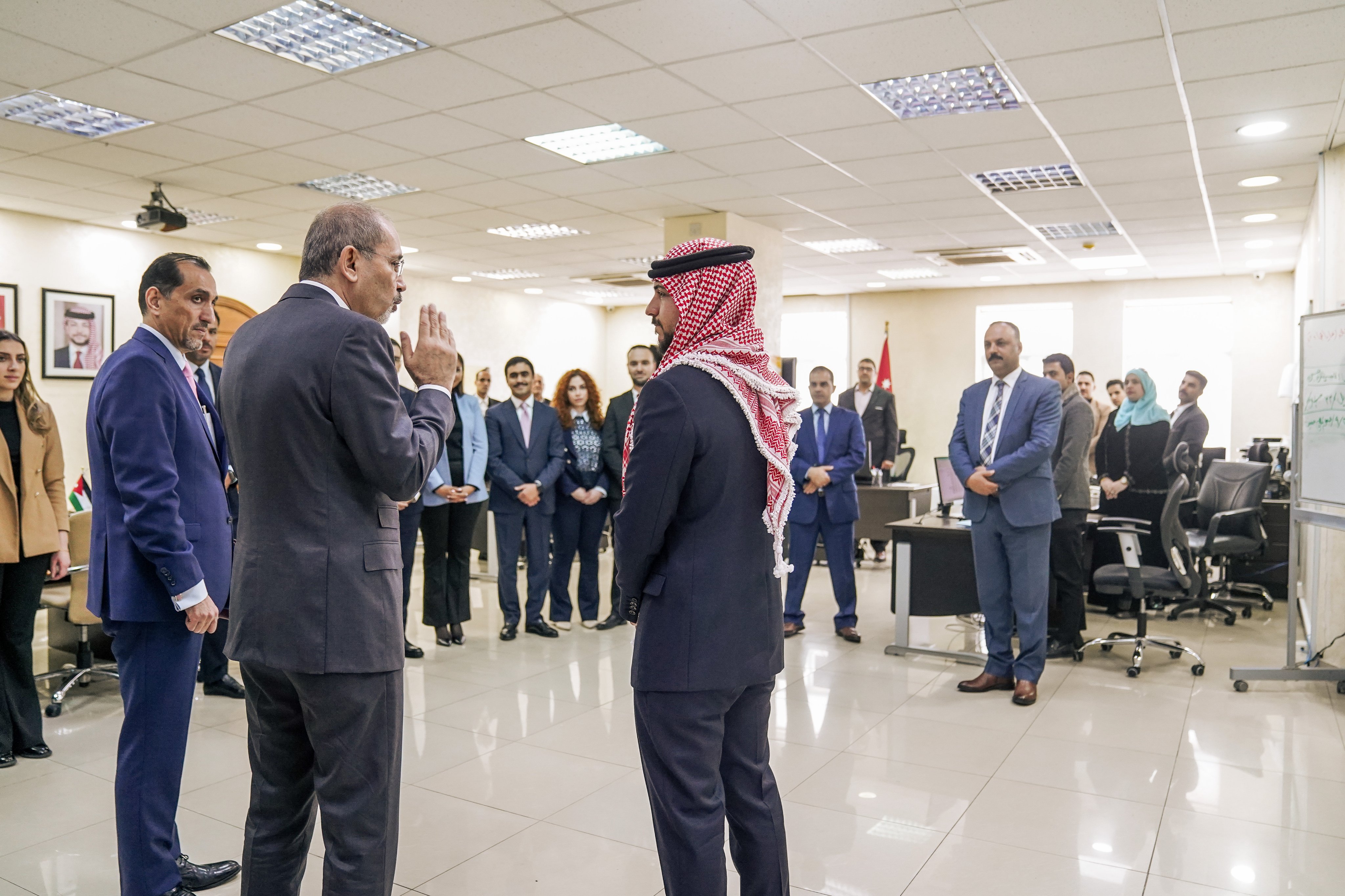 Madar Al-Saa Images 0.8215650903986802