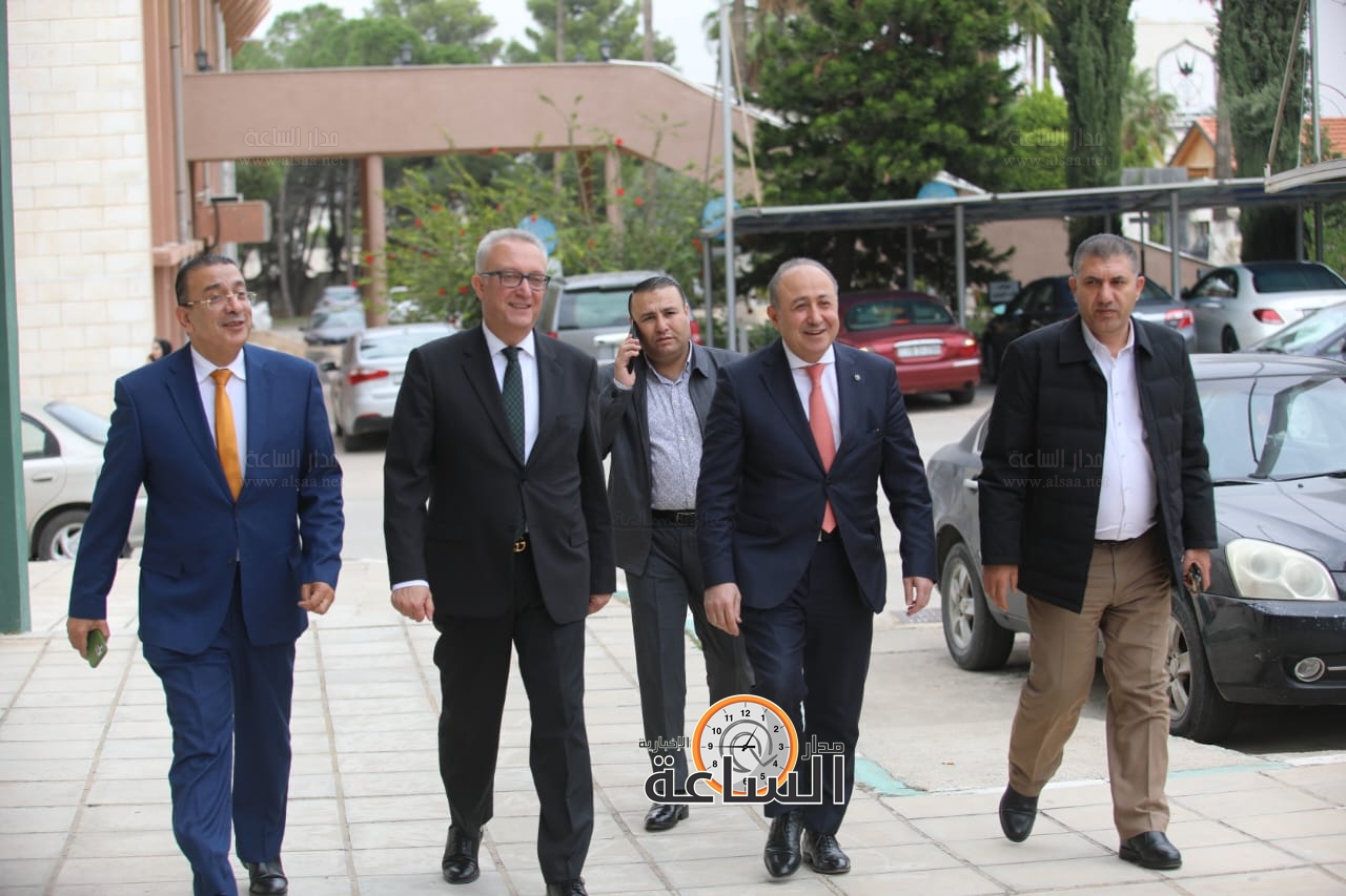 Madar Al-Saa Images 0.5709895313018907