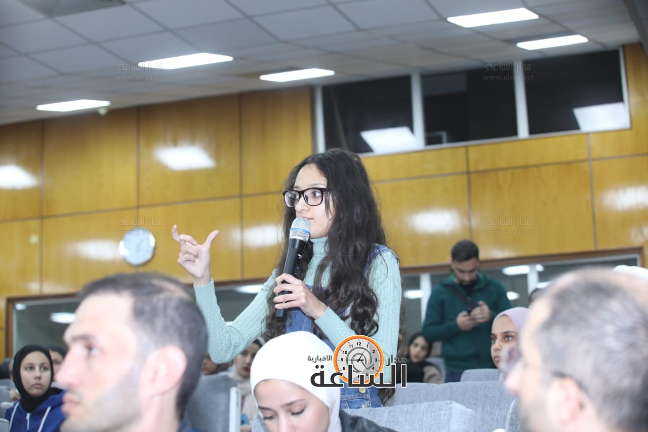 Madar Al-Saa Images 0.9613664495838319