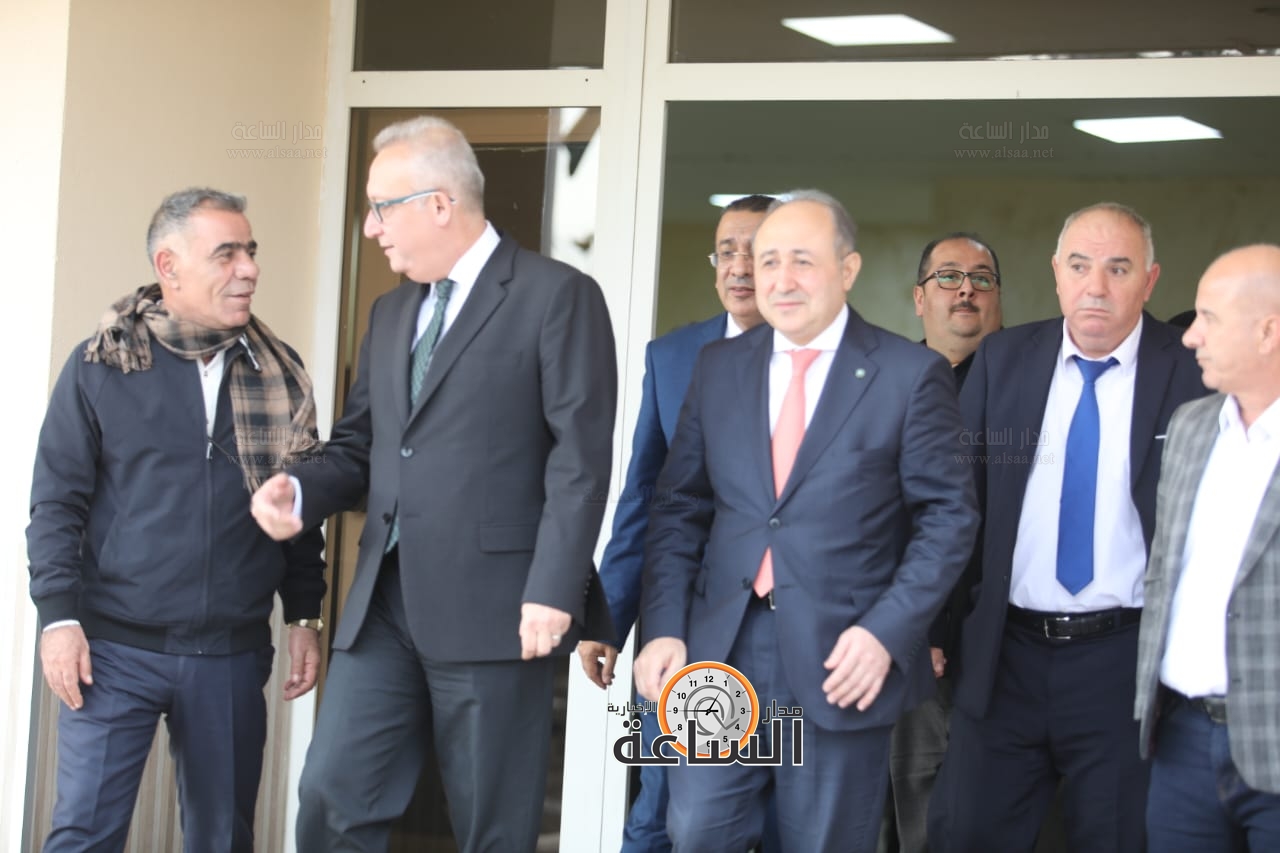 Madar Al-Saa Images 0.6984205822653415