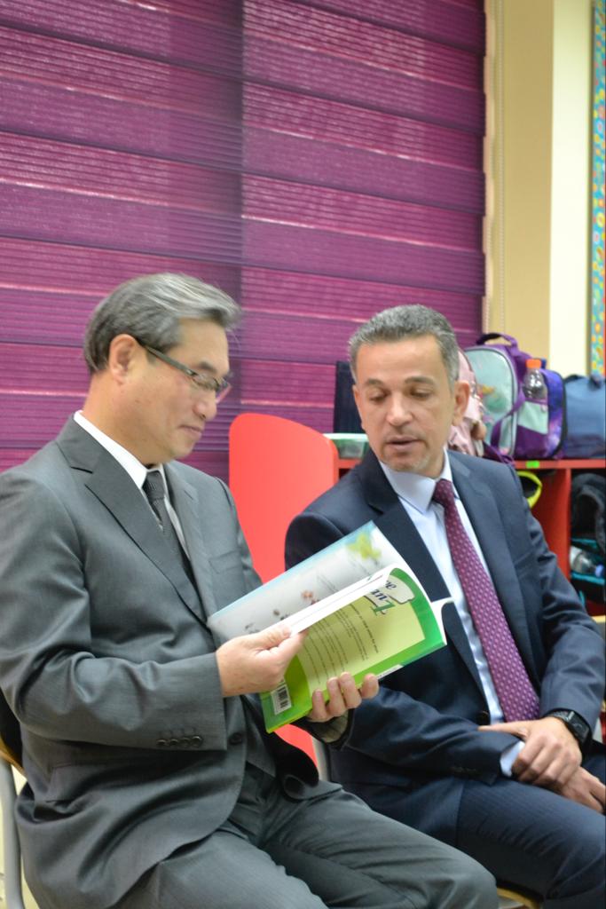 Madar Al-Saa Images 0.38218265542786