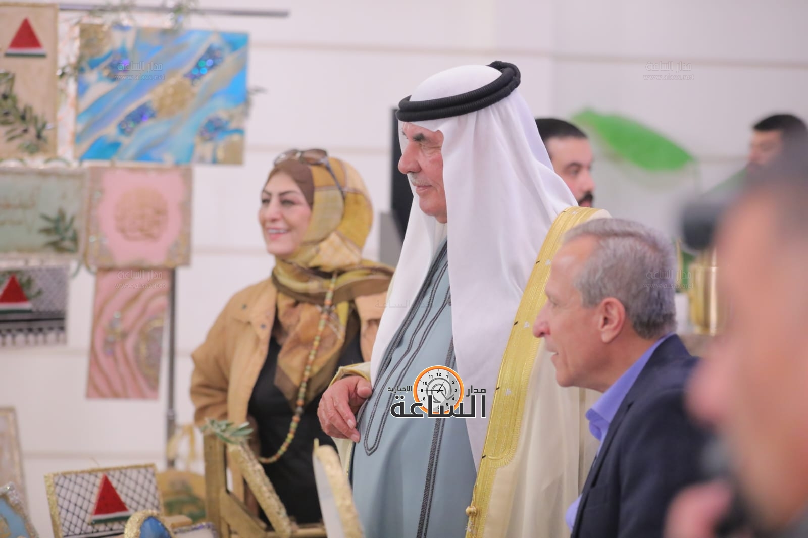 Madar Al-Saa Images 0.7085179859305493