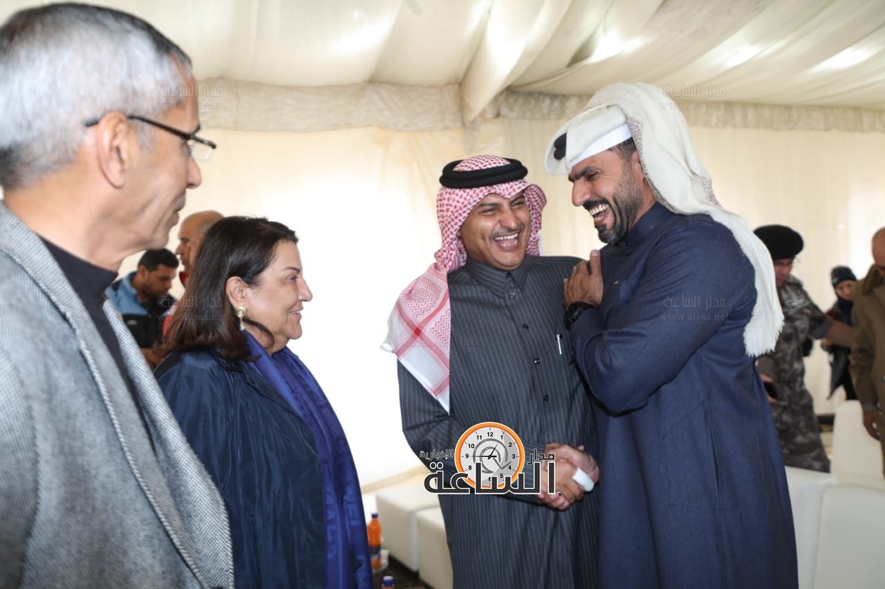 Madar Al-Saa Images 0.3912392594681817