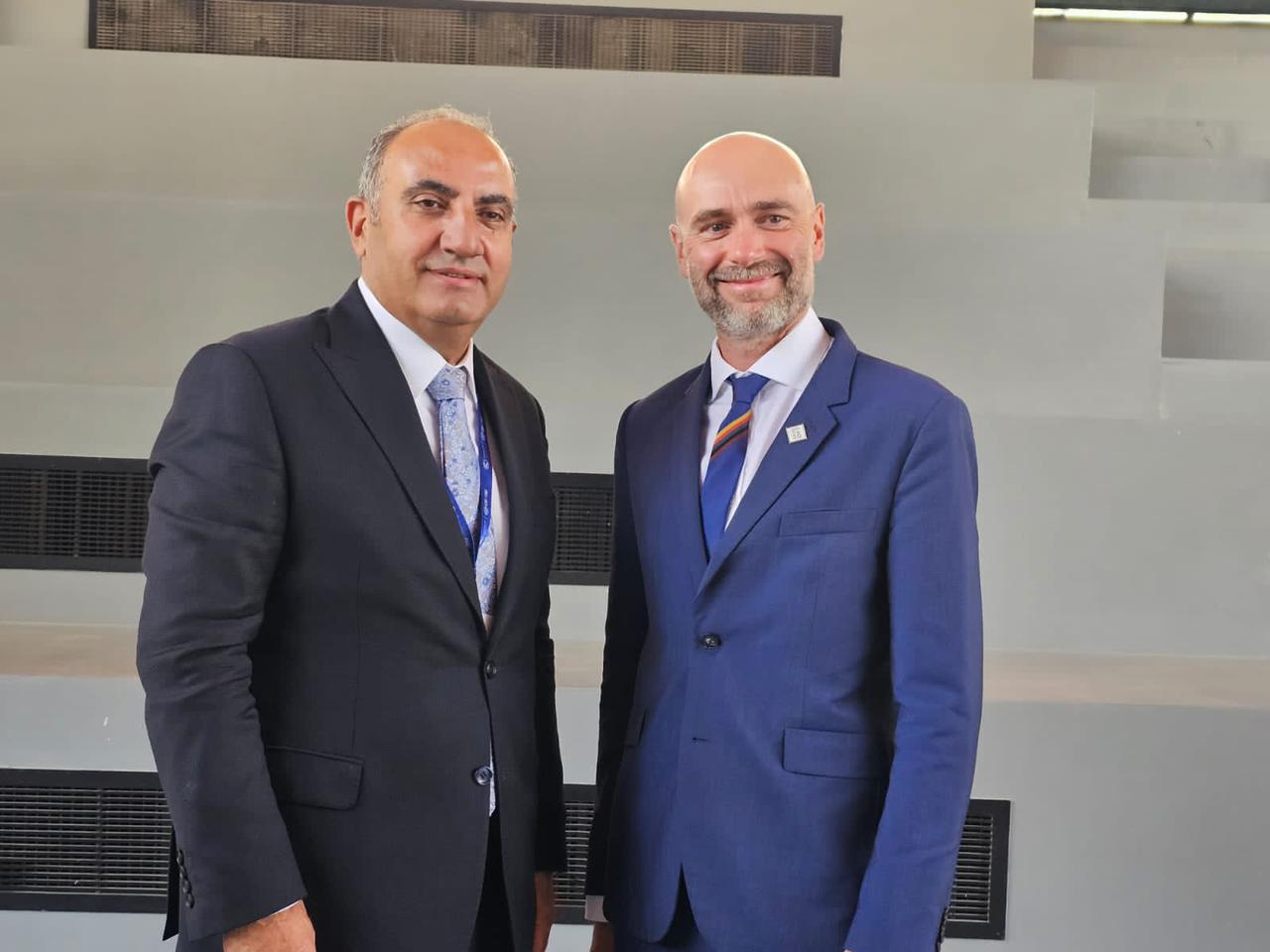 Madar Al-Saa Images 0.7034505872287702