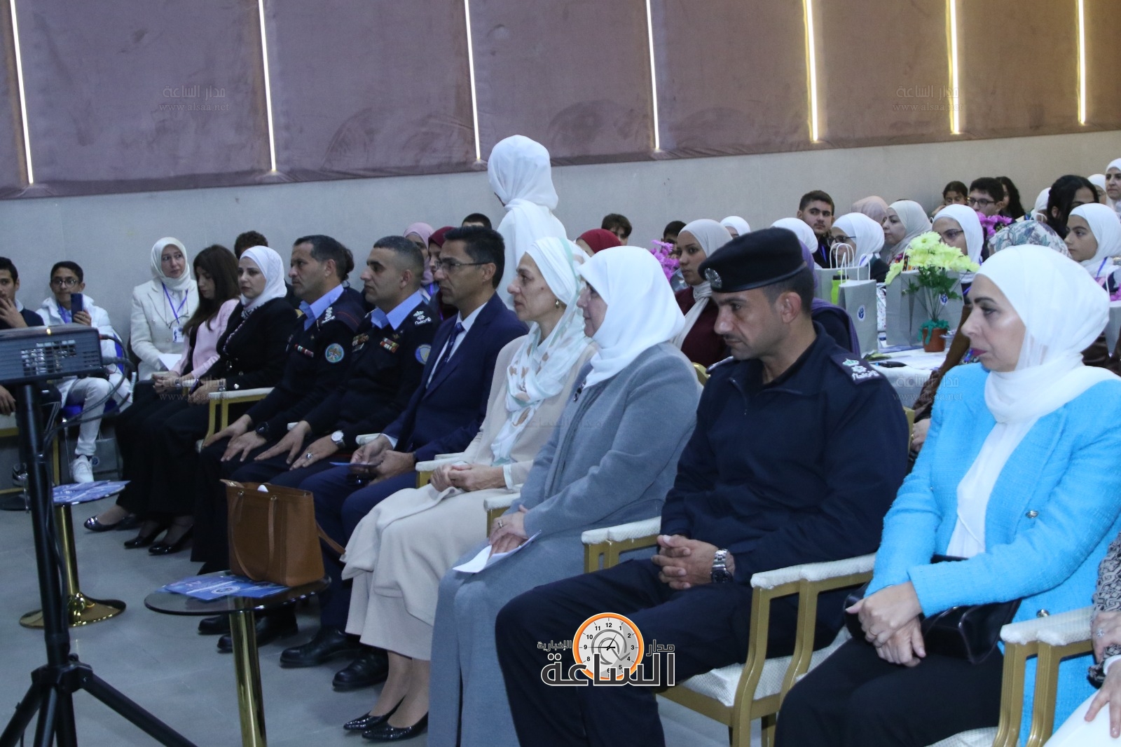 Madar Al-Saa Images 0.25167019142351443