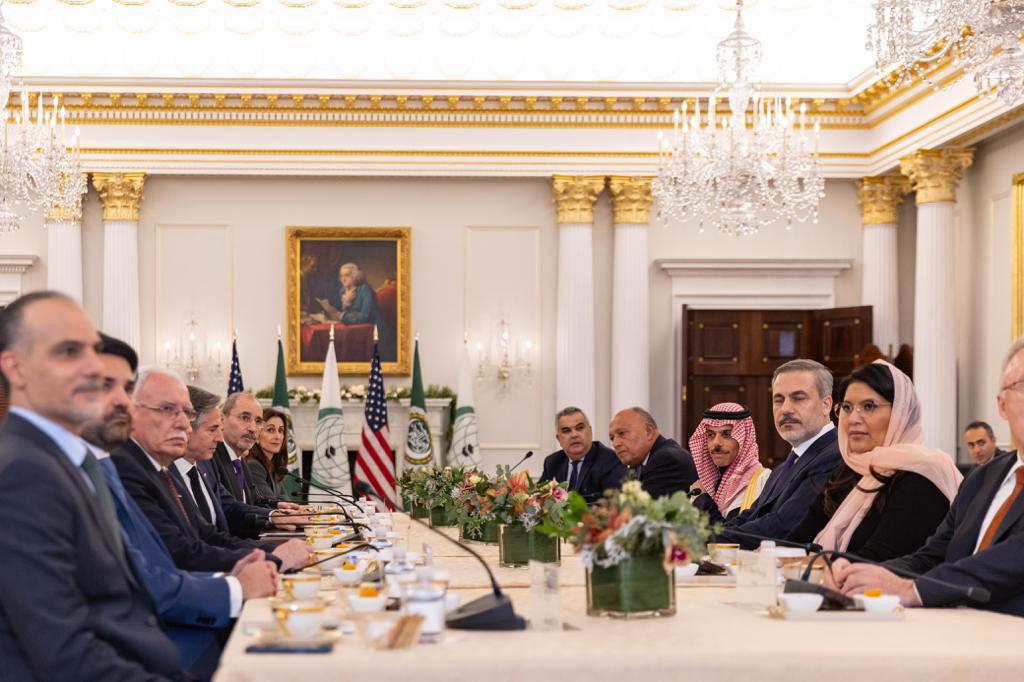 Madar Al-Saa Images 0.9932381717118168