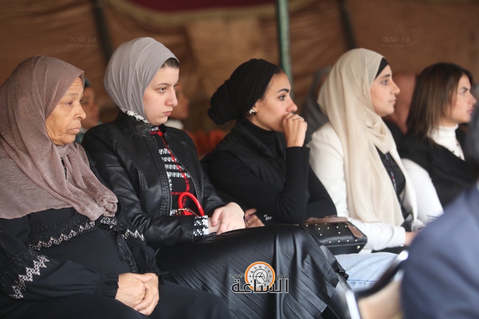 Madar Al-Saa Images 0.989613335425634