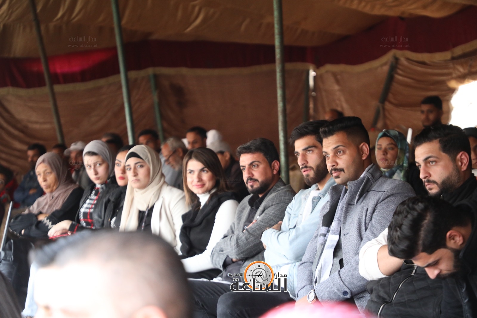 Madar Al-Saa Images 0.4542191272659737