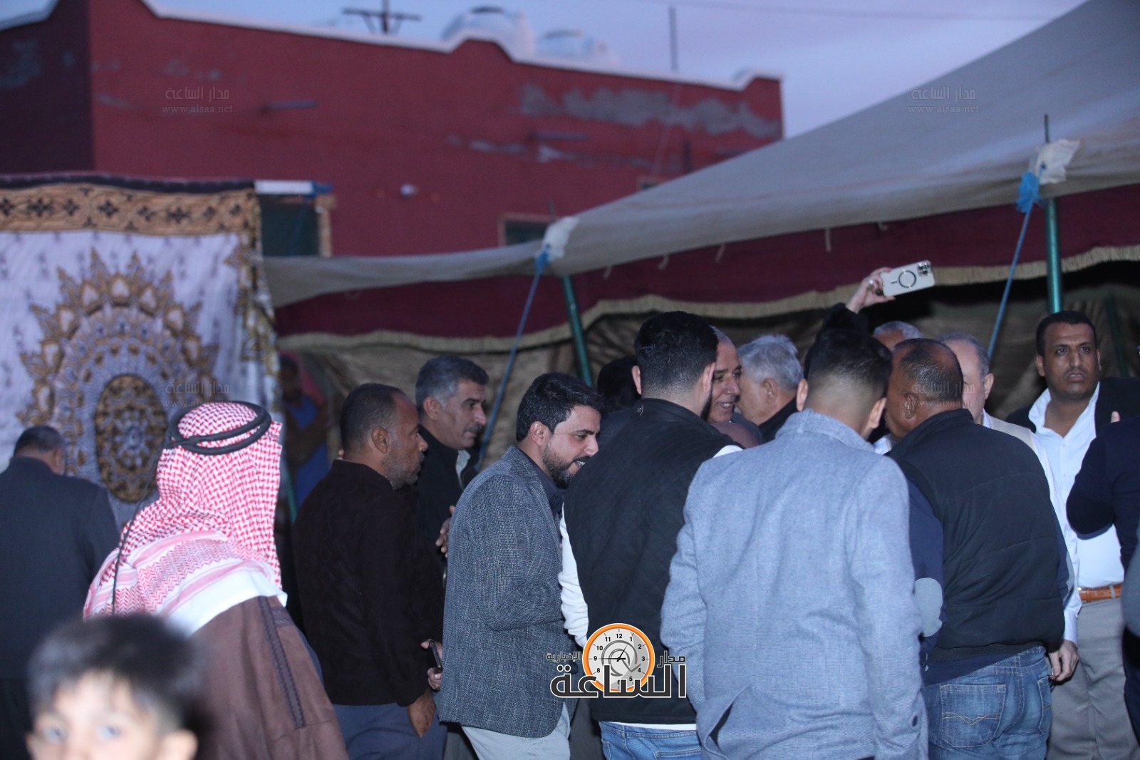 Madar Al-Saa Images 0.1531576282968521