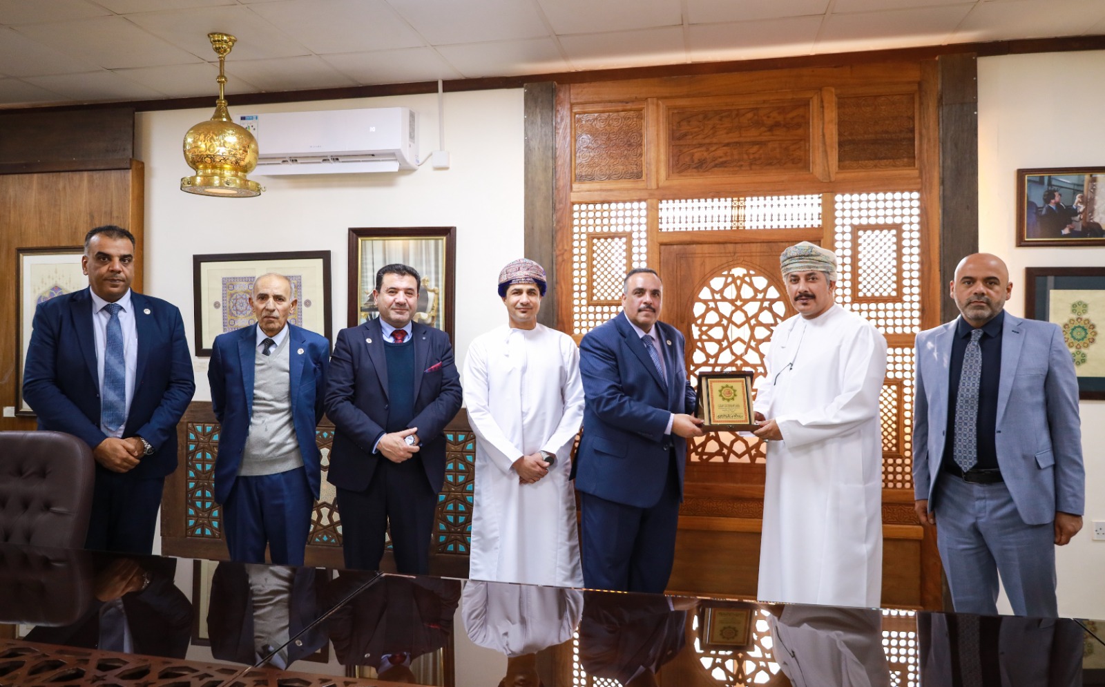 Madar Al-Saa Images 0.578118739533342