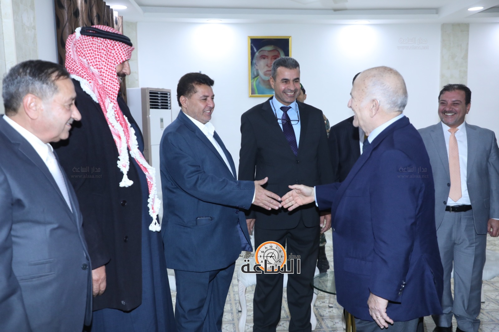 Madar Al-Saa Images 0.11837690132425371