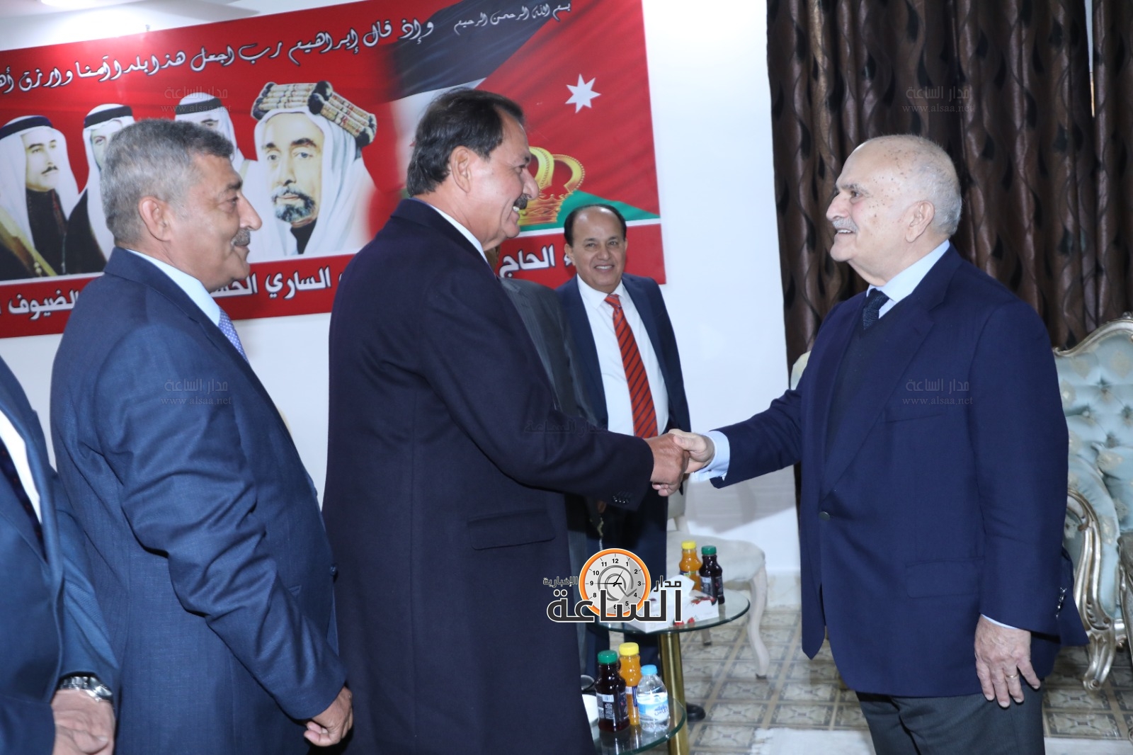 Madar Al-Saa Images 0.9869549393866628