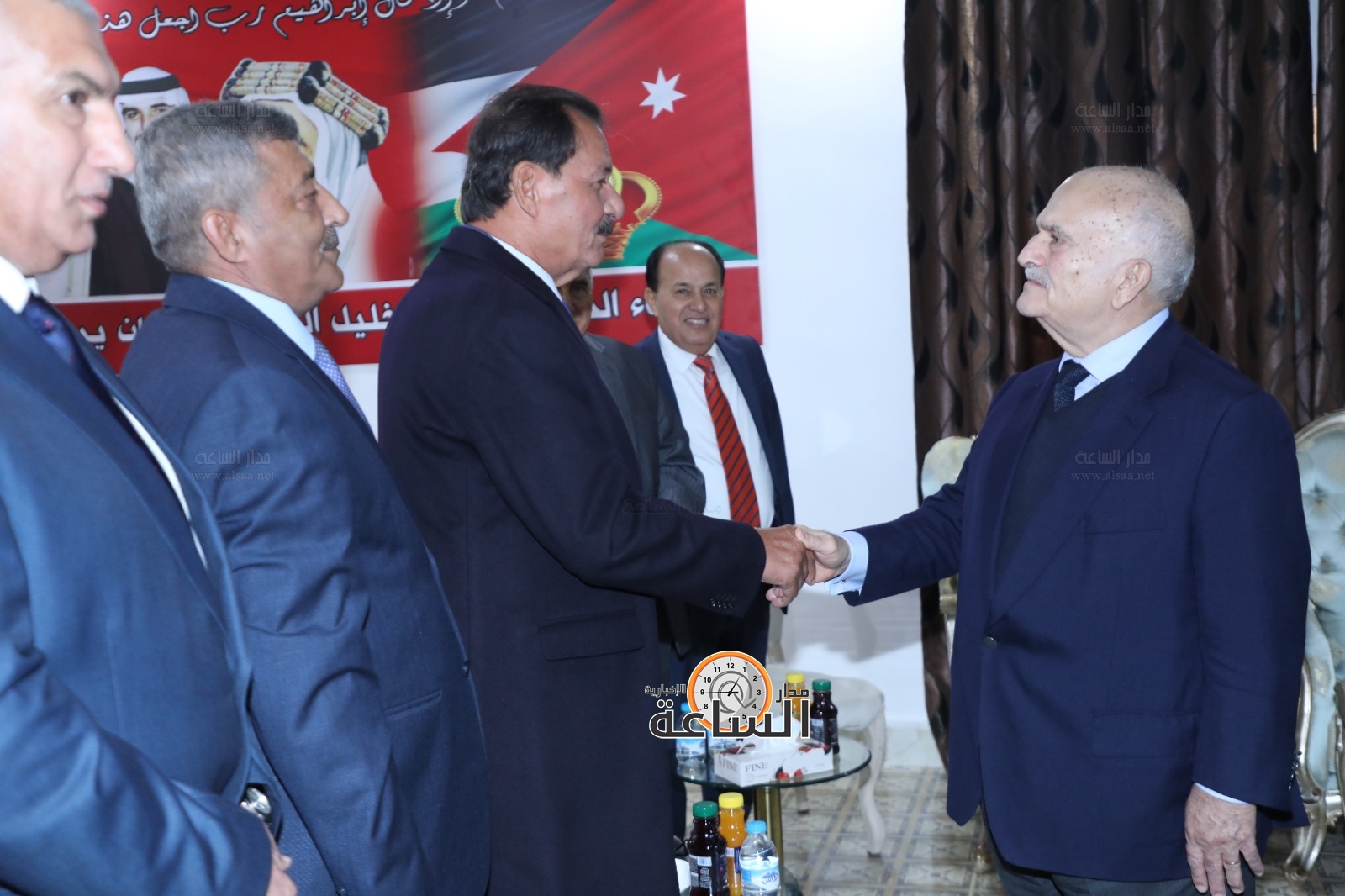 Madar Al-Saa Images 0.4728616124362546