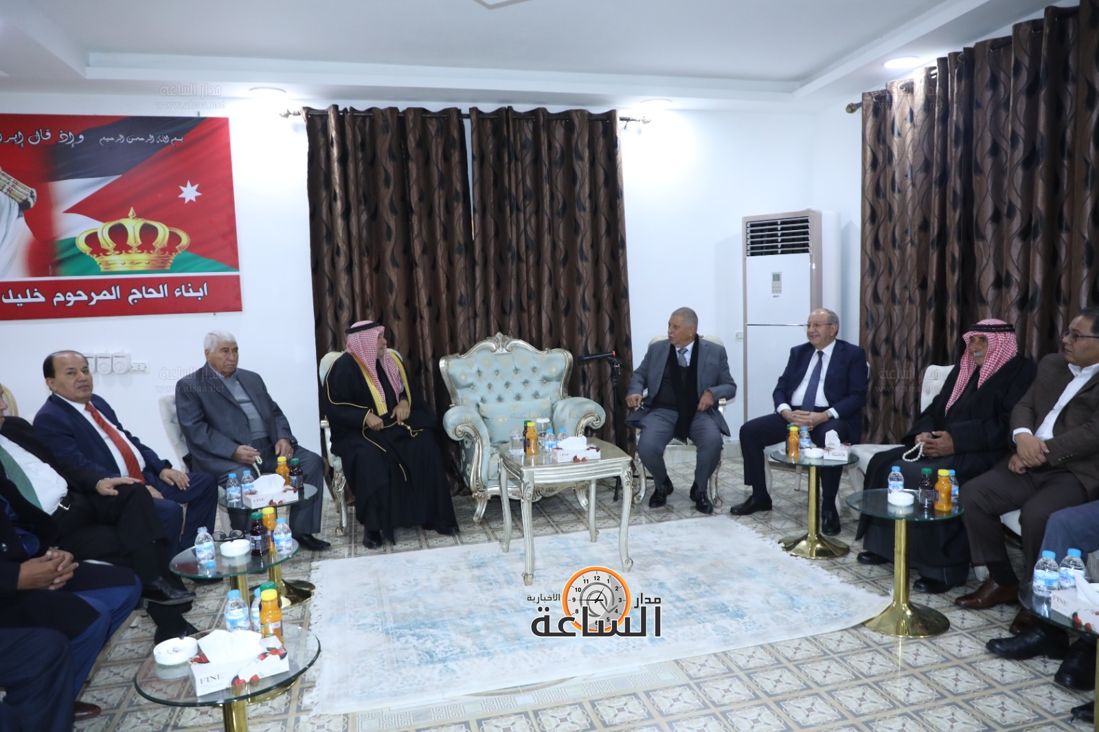 Madar Al-Saa Images 0.6960453962814361