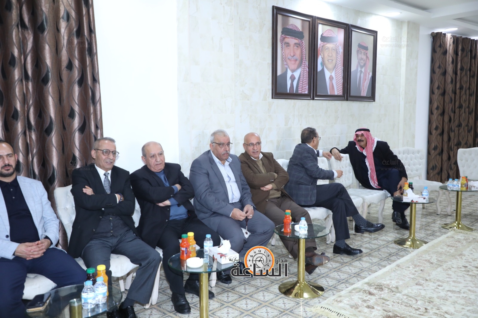 Madar Al-Saa Images 0.9924335037924115