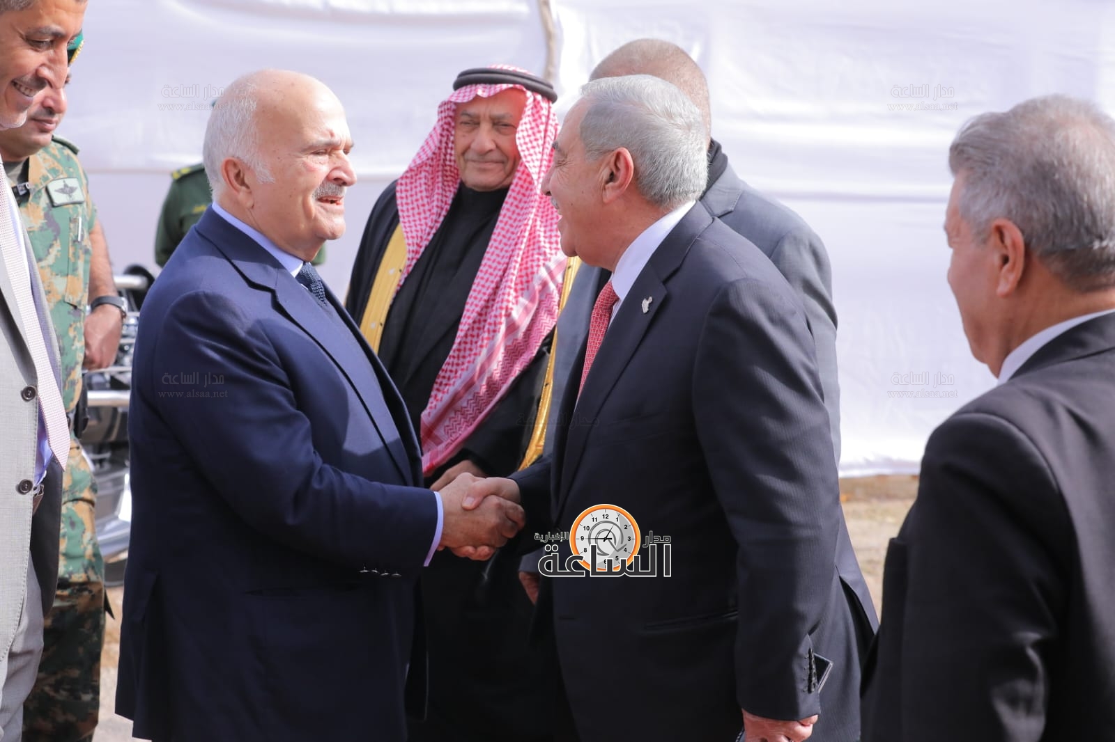 Madar Al-Saa Images 0.3575577640512424