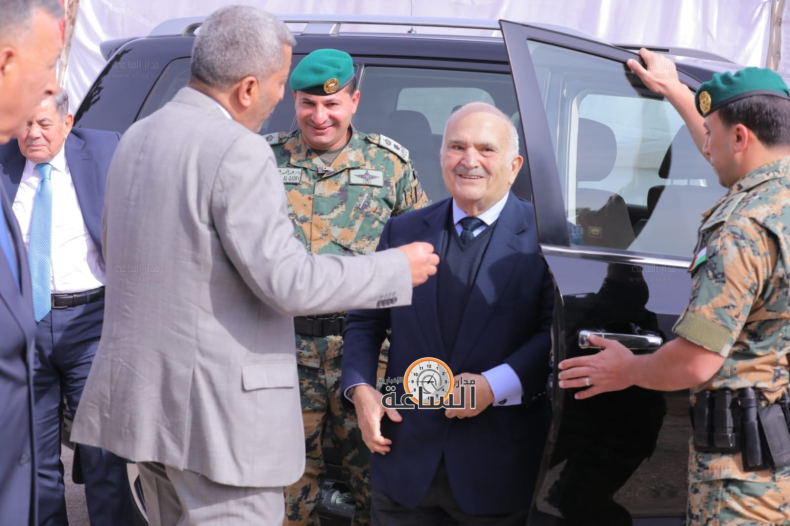 Madar Al-Saa Images 0.048868341566665086